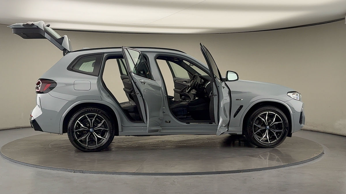 More views of BMW X3