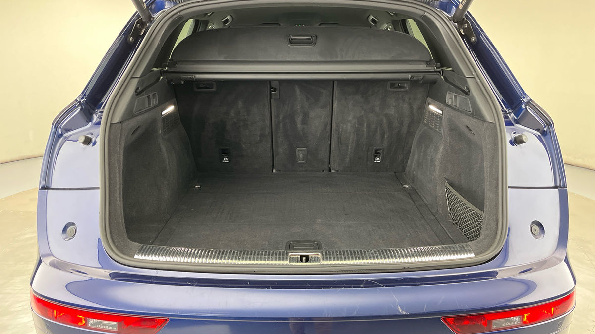 Audi SQ5 Image 11