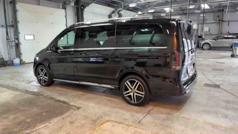More views of Mercedes-Benz V Class
