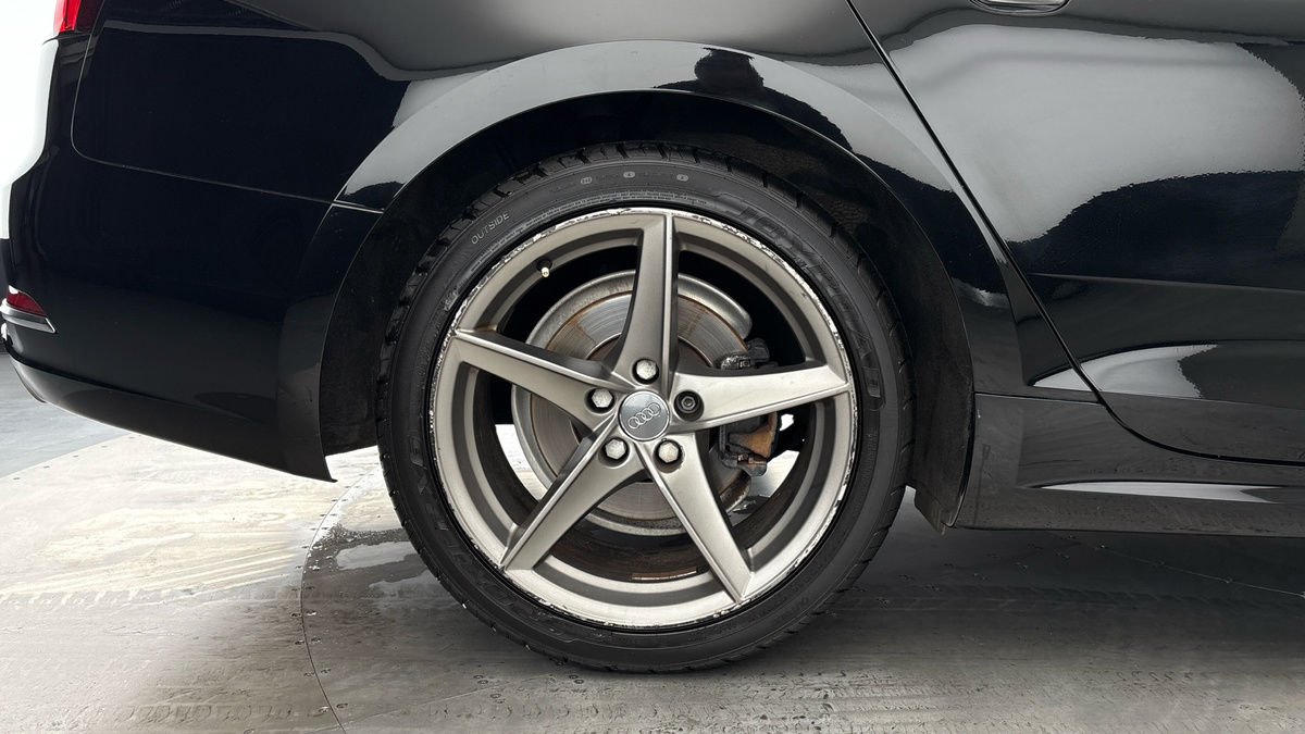 Audi A5 Image 10