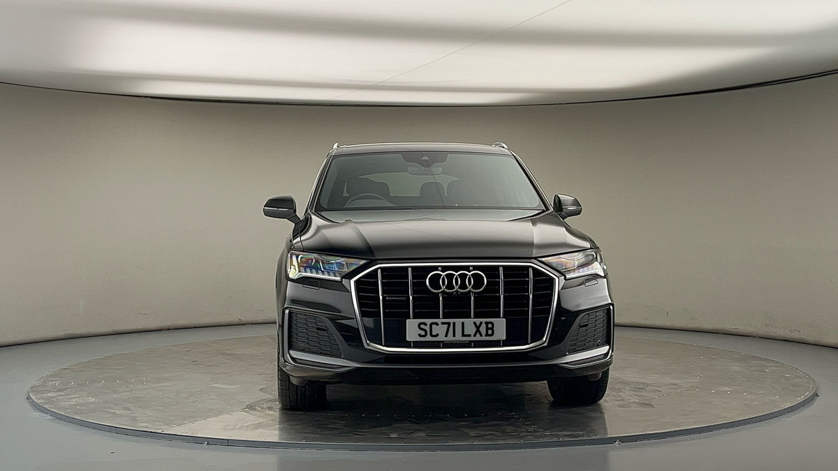 More views of Audi Q7