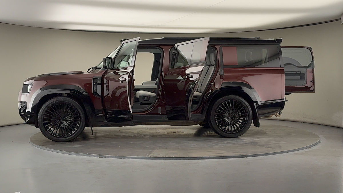 More views of Land Rover Defender 130
