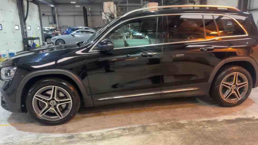 More views of Mercedes-Benz GLB