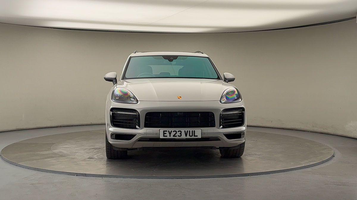 More views of Porsche Cayenne