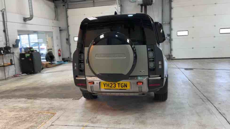 More views of Land Rover Defender 130