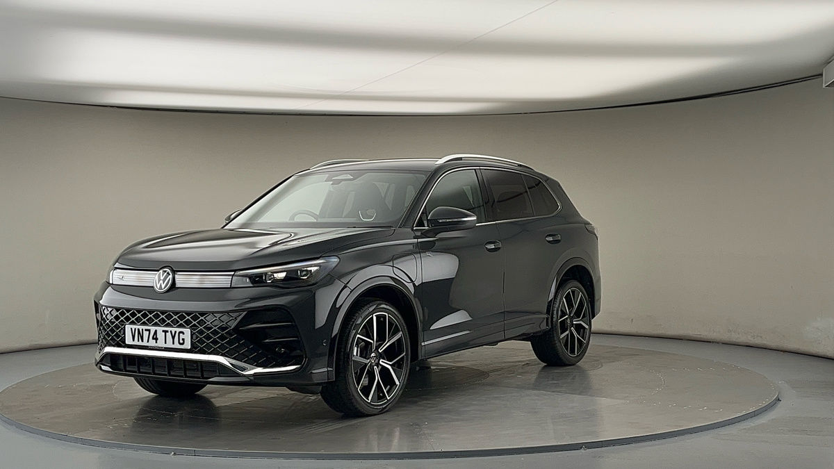 More views of Volkswagen Tiguan