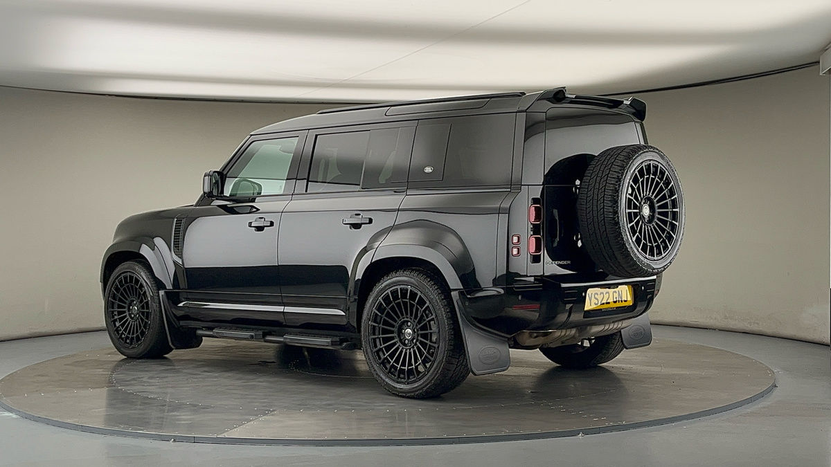 More views of Land Rover Defender 110