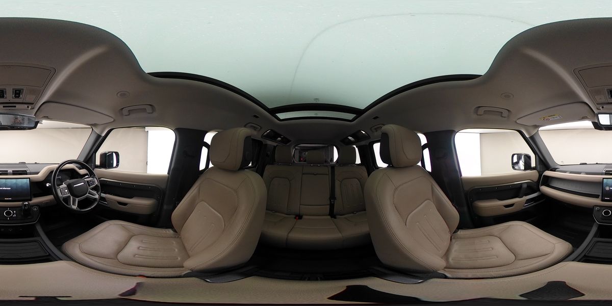 More views of Land Rover Defender 110