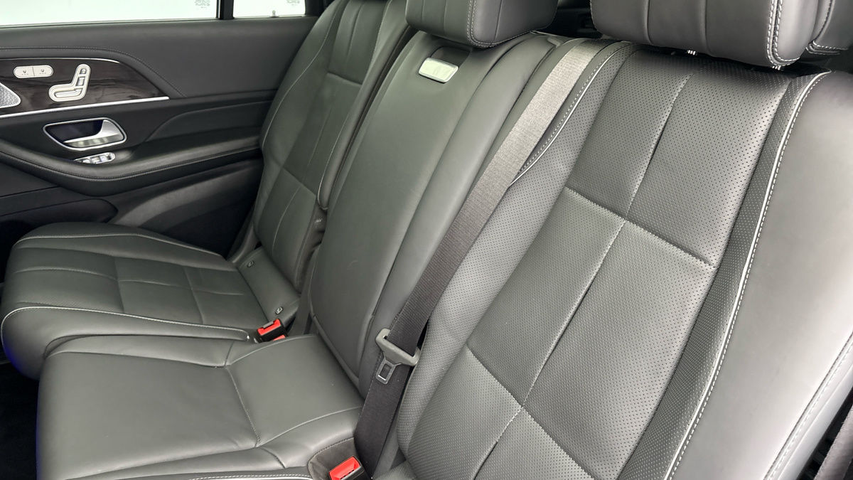 Mercedes-Benz GLS Image 8