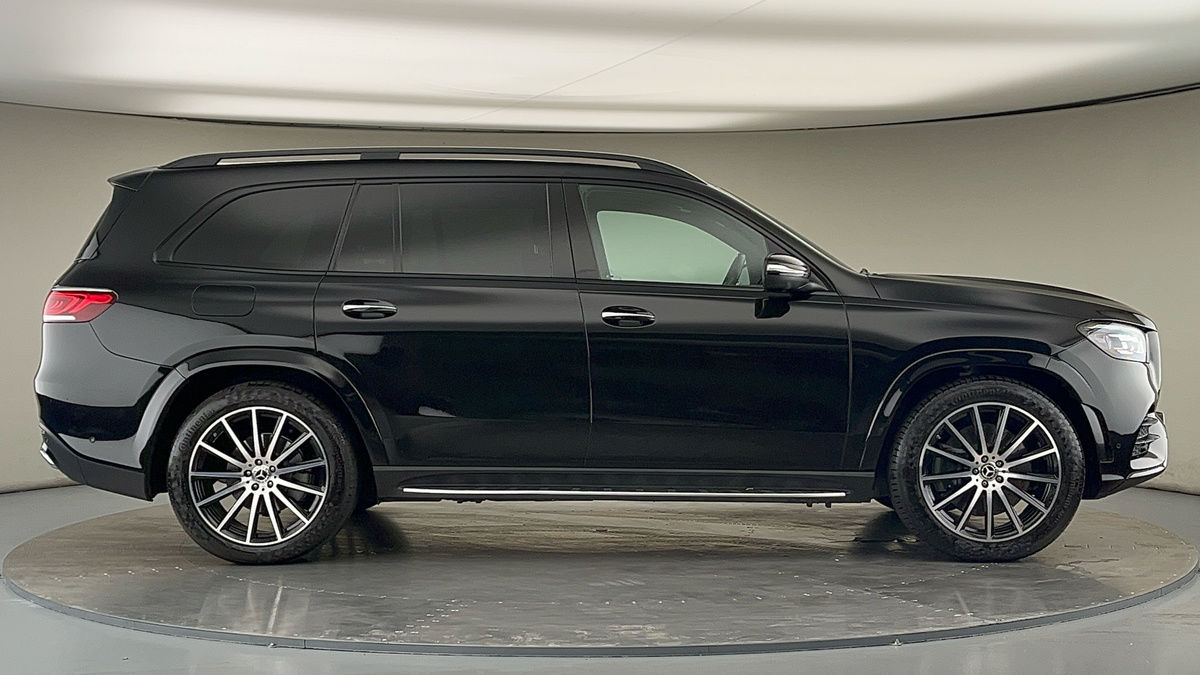 Mercedes-Benz GLS Image 16