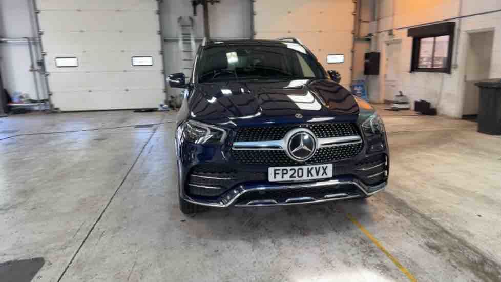 More views of Mercedes-Benz GLE