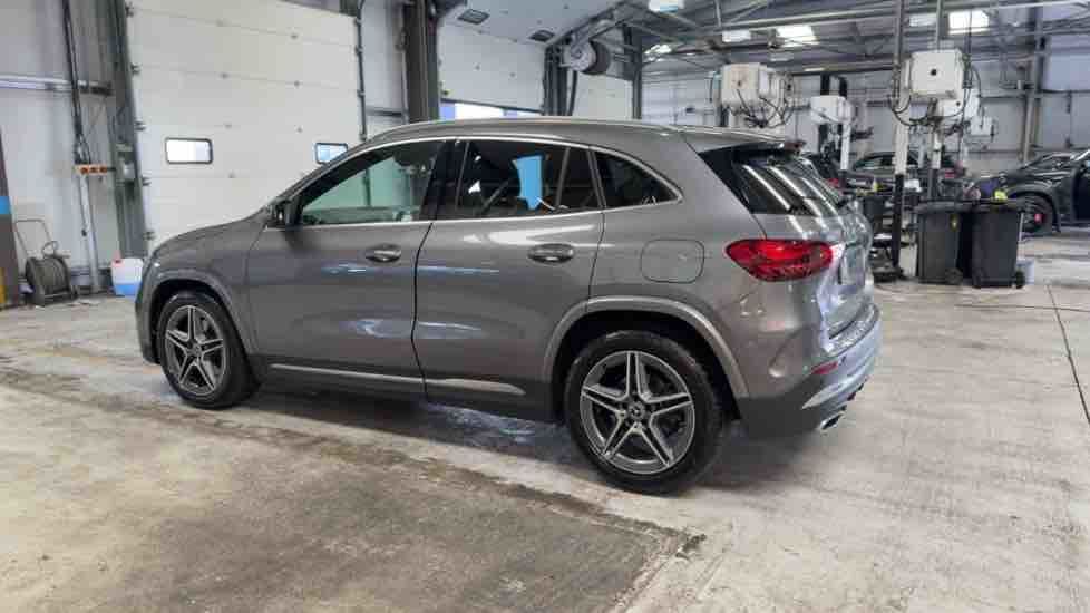 More views of Mercedes-Benz GLA