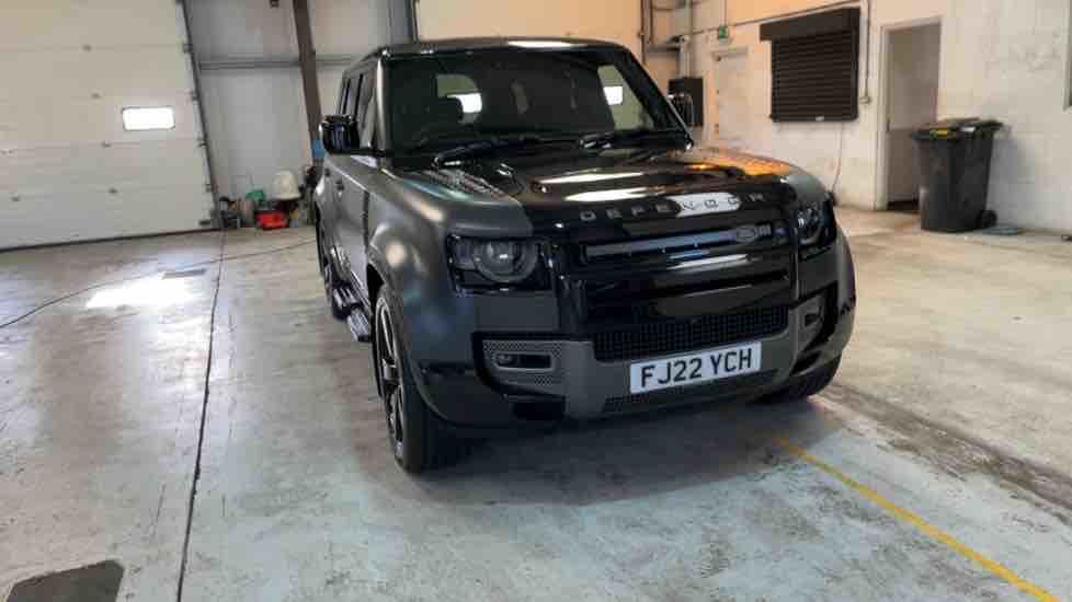 More views of Land Rover Defender 110