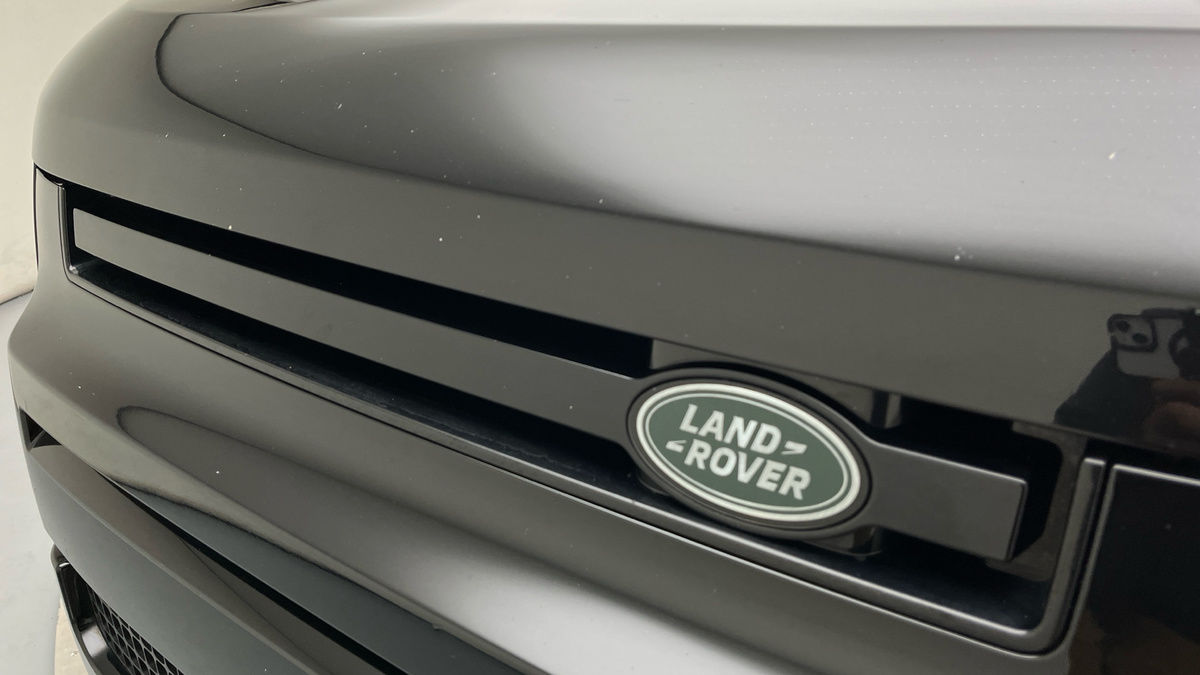 Land Rover Defender 110 Urban Image 24