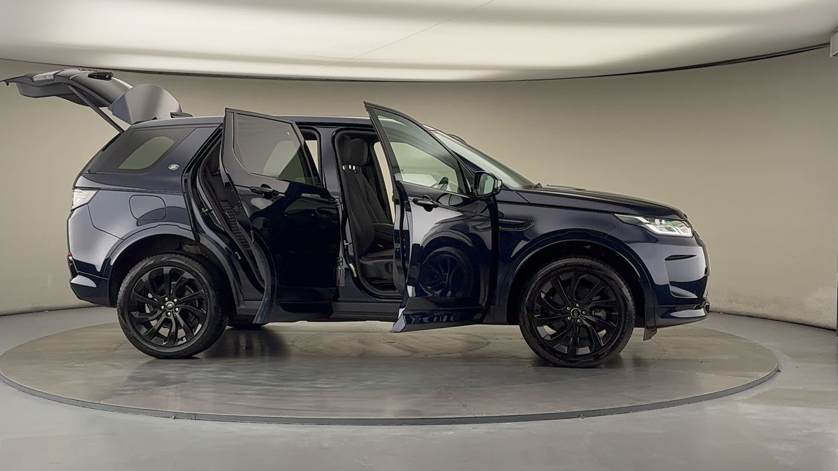 More views of Land Rover Discovery Sport