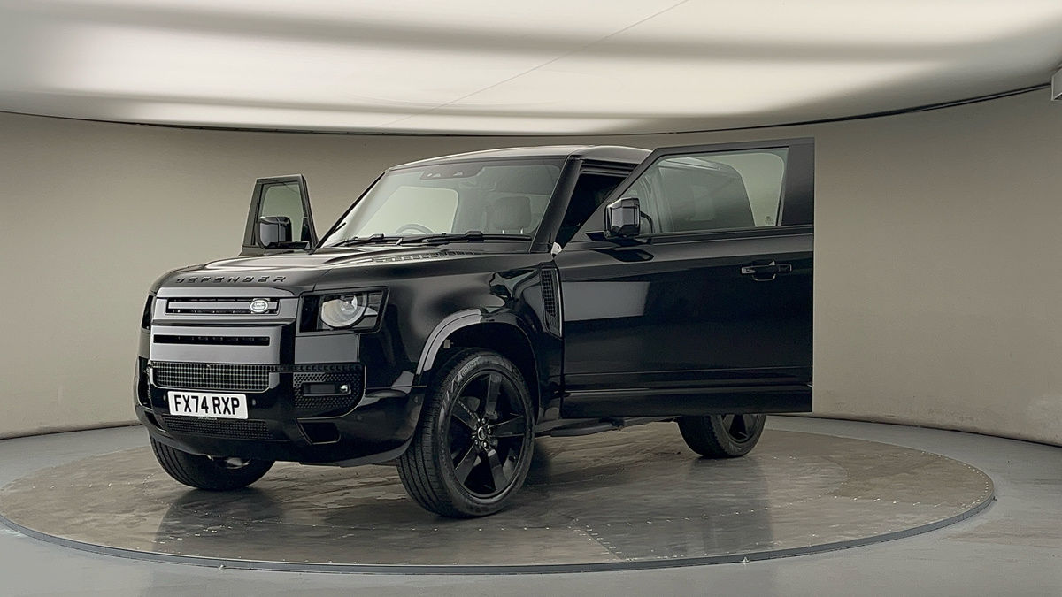 More views of Land Rover Defender 90