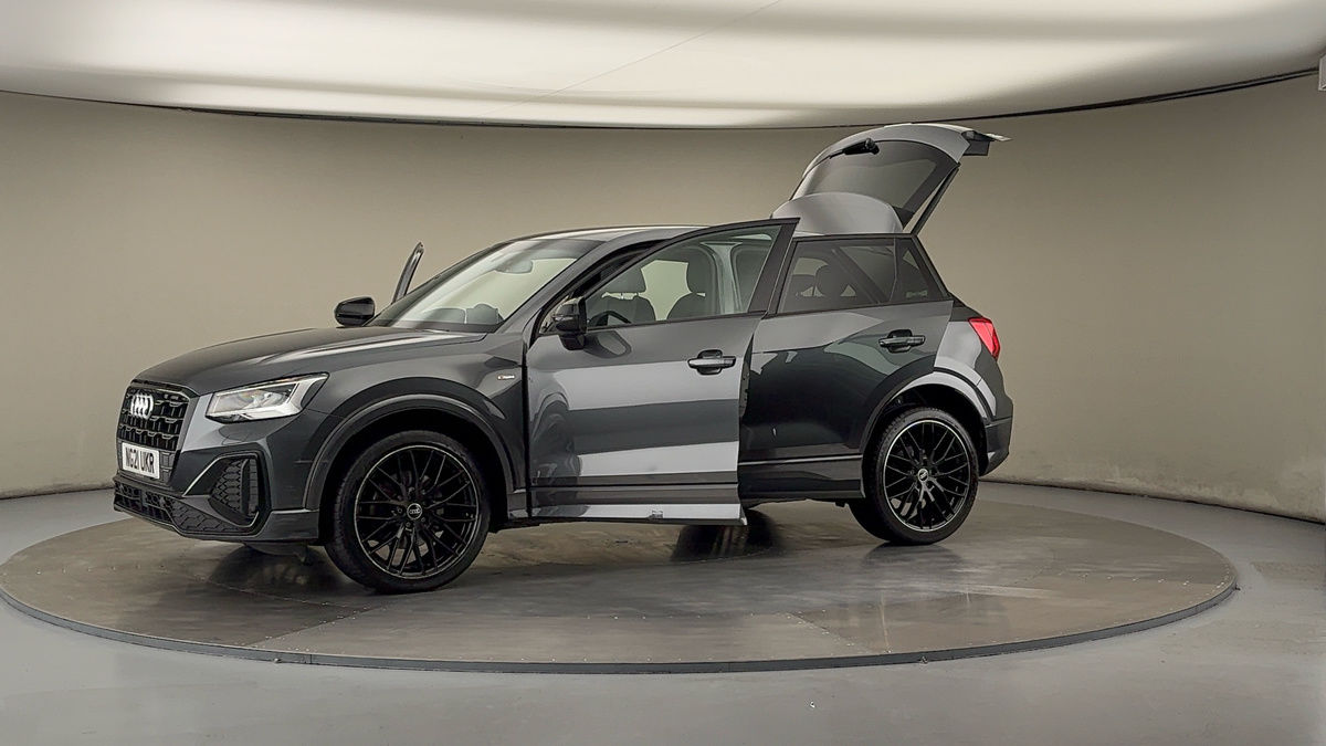 More views of Audi Q2