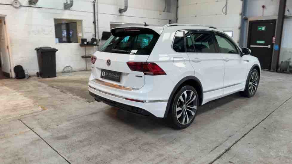 More views of Volkswagen Tiguan