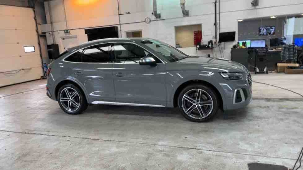 More views of Audi SQ5