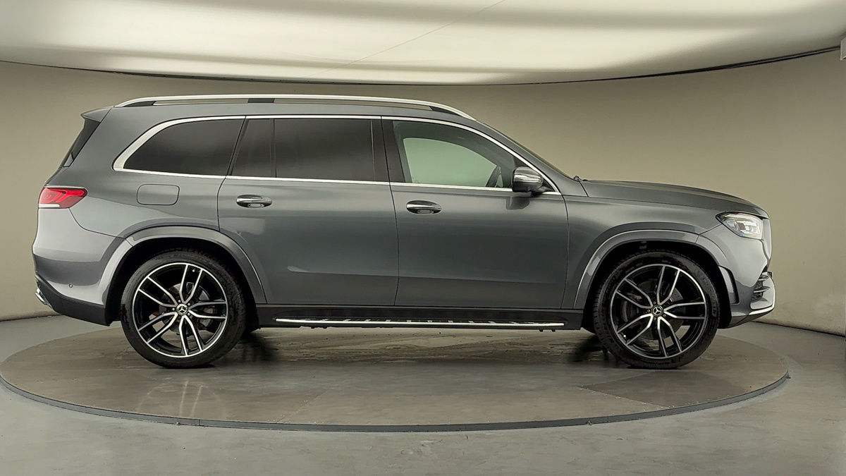 Mercedes-Benz GLS Image 16