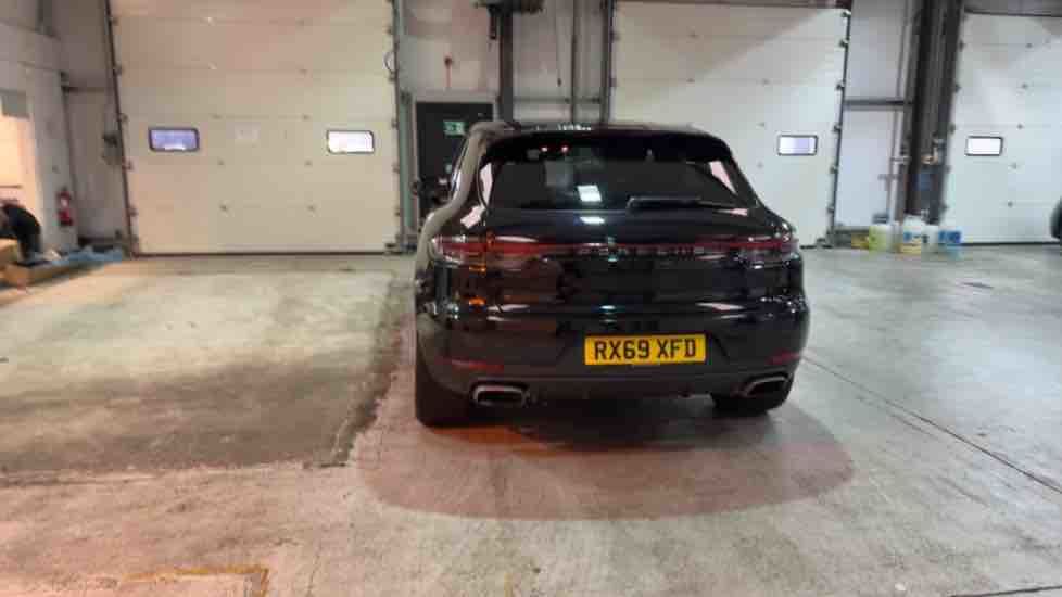 More views of Porsche Macan