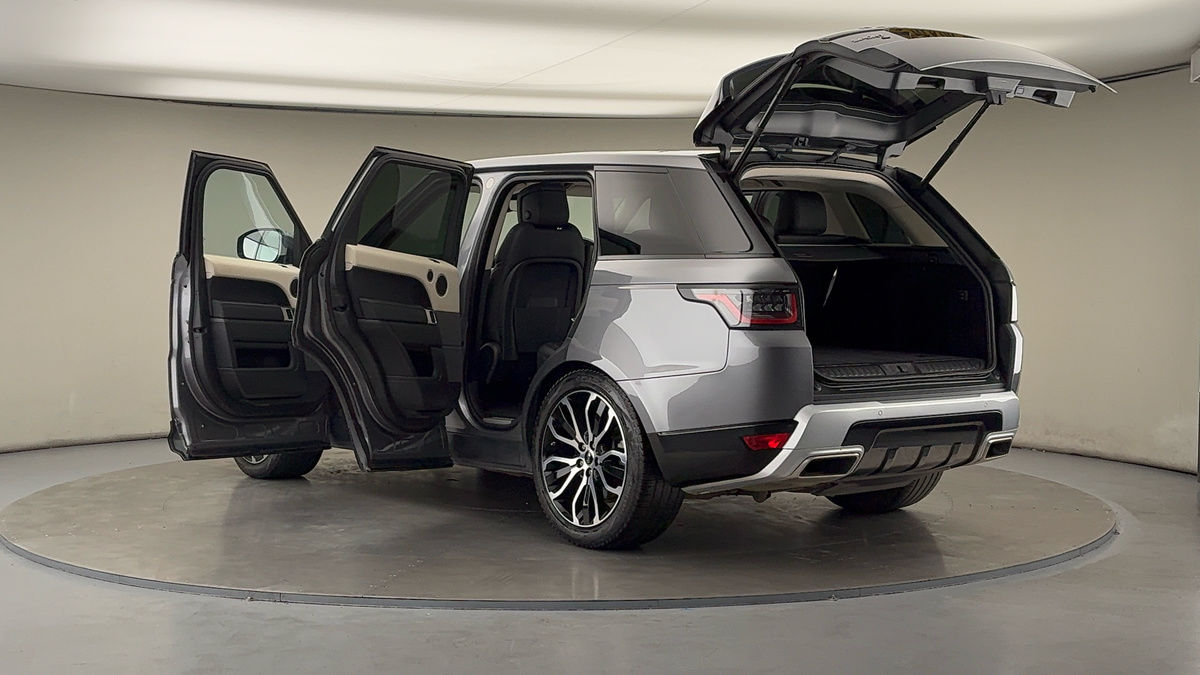 More views of Land Rover Range Rover Sport