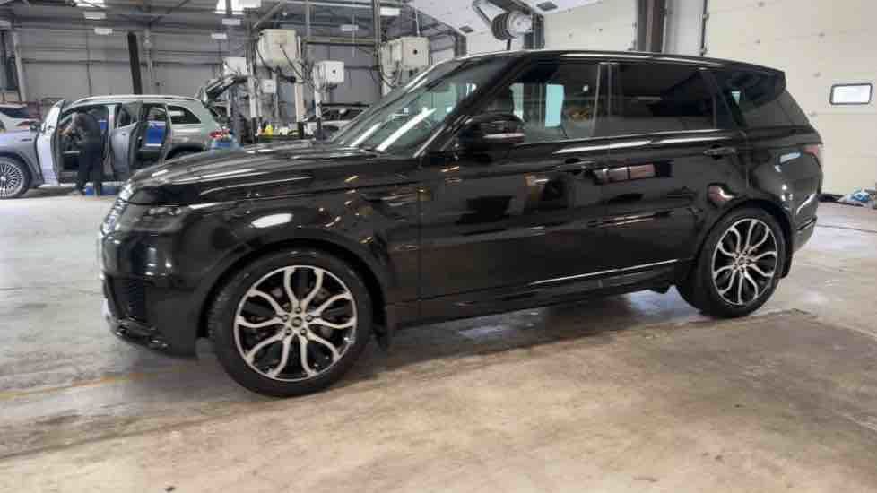 More views of Land Rover Range Rover Sport