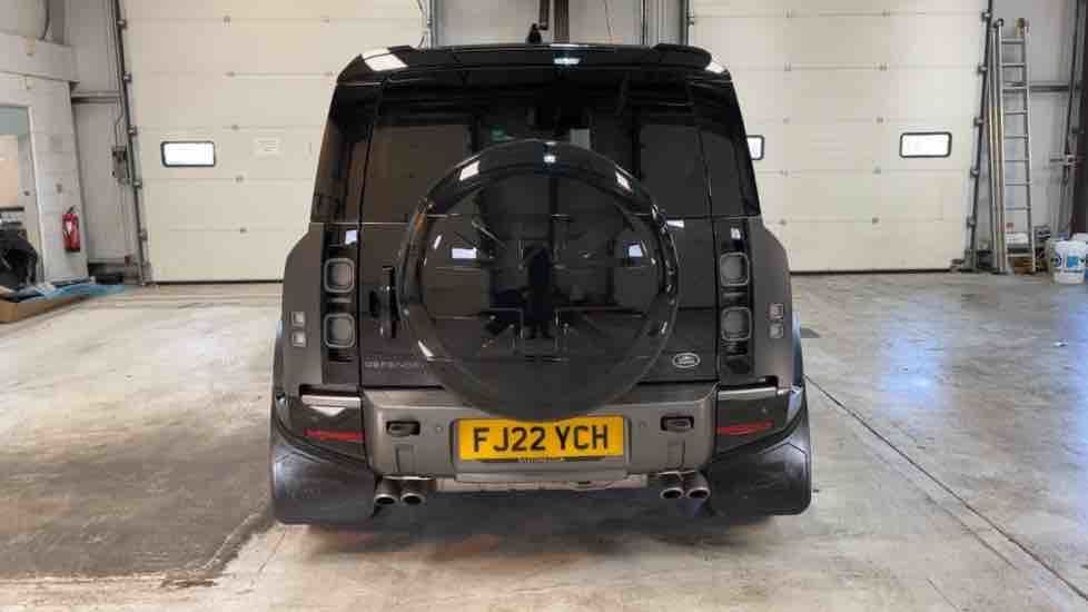 More views of Land Rover Defender 110