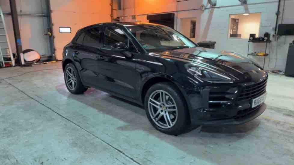 More views of Porsche Macan