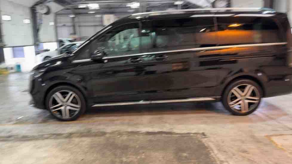 More views of Mercedes-Benz V Class