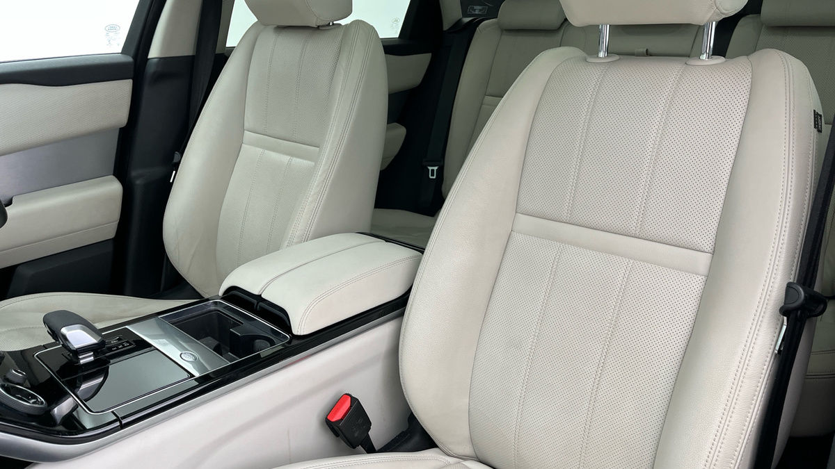 Land Rover Range Rover Velar Image 7