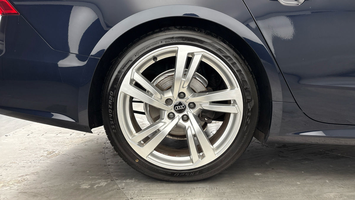 Audi A7 Image 10