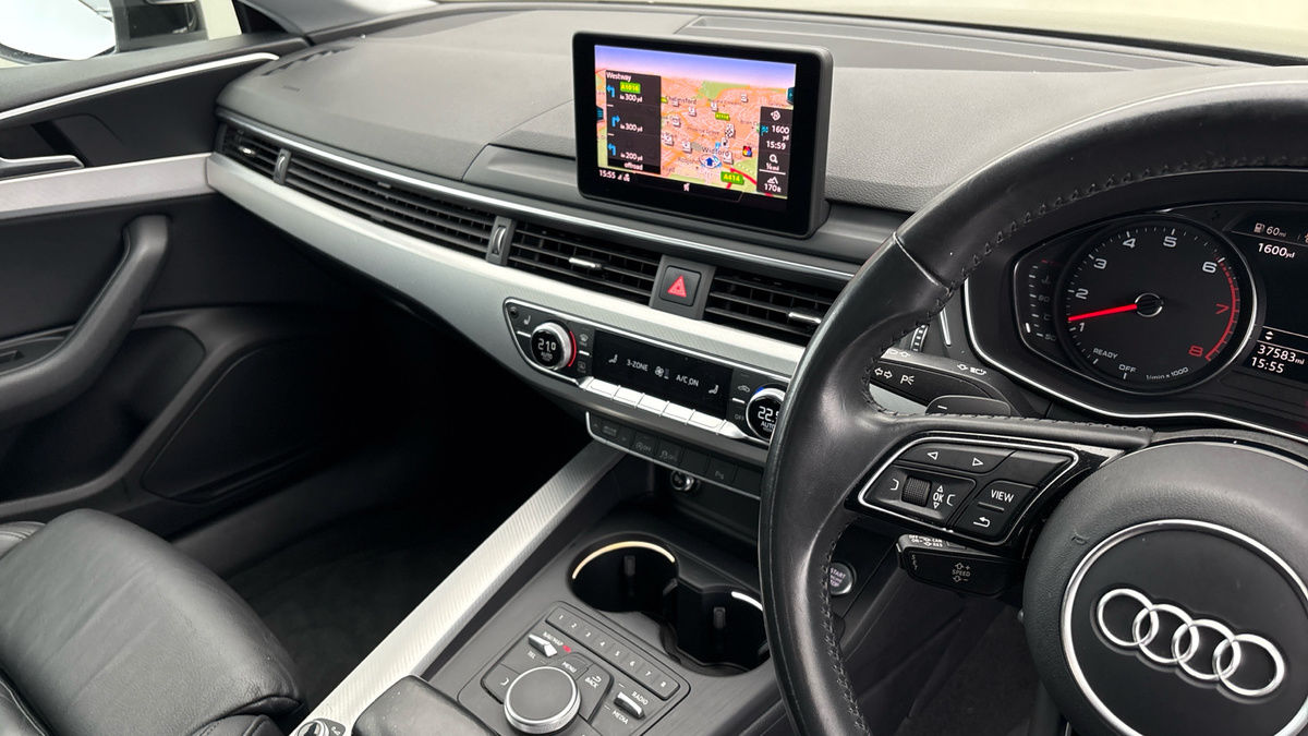 Audi A5 Image 18