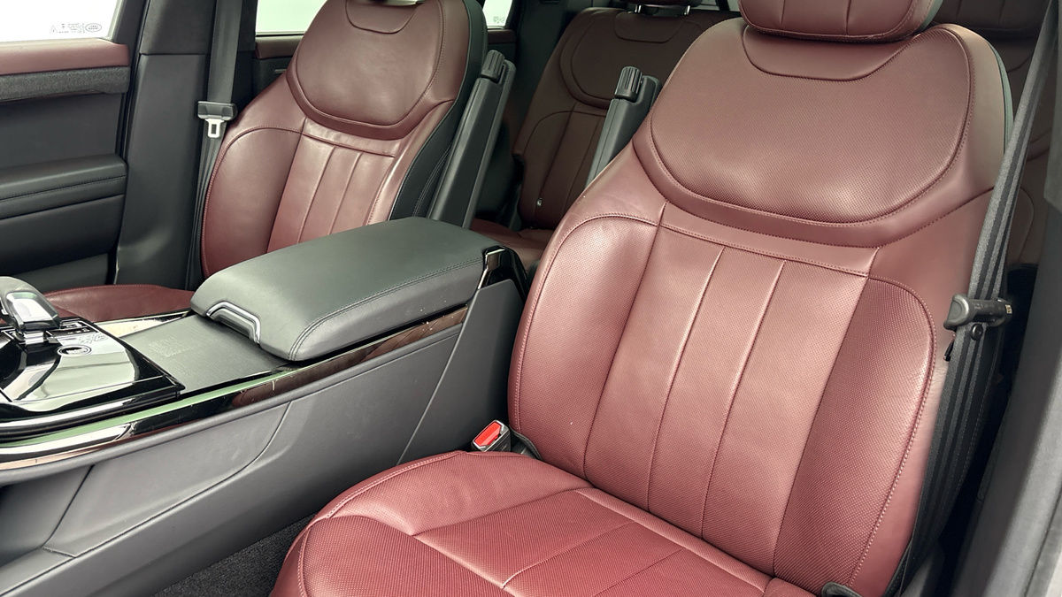 Land Rover Range Rover Sport Image 7