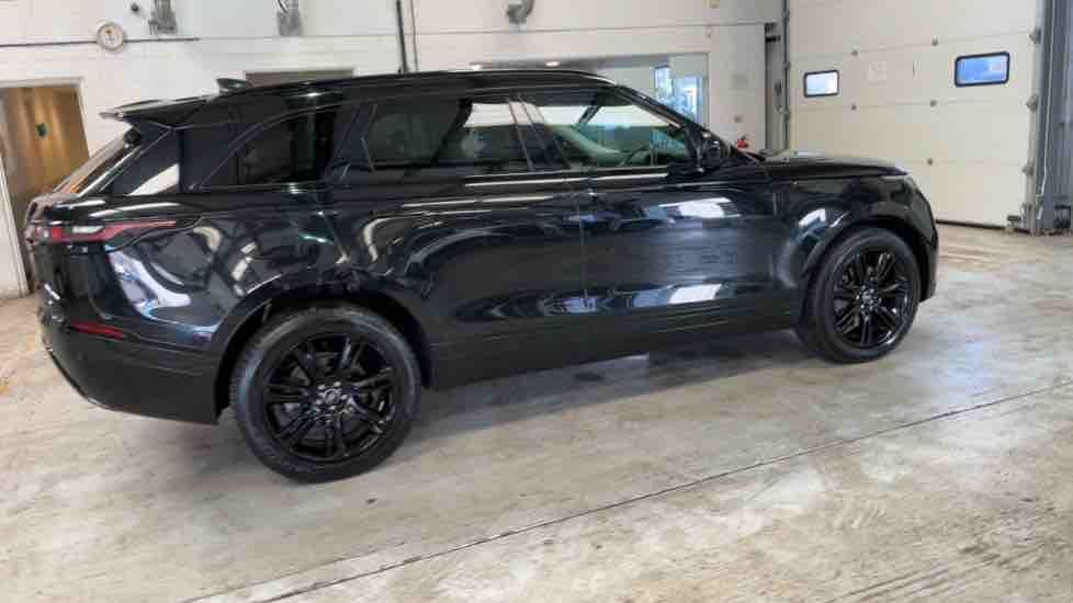 More views of Land Rover Range Rover Velar