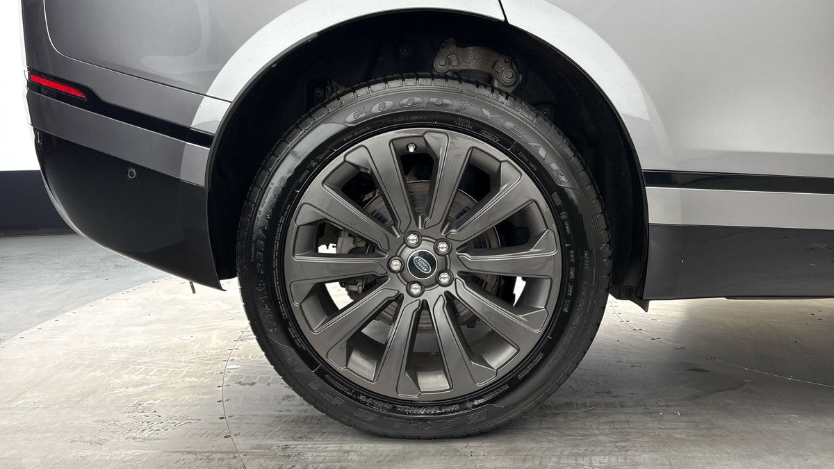 Land Rover Range Rover Velar Image 10