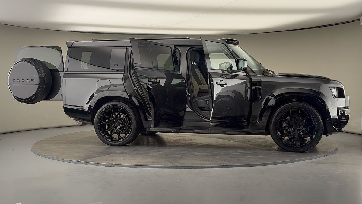 More views of Land Rover Defender 130