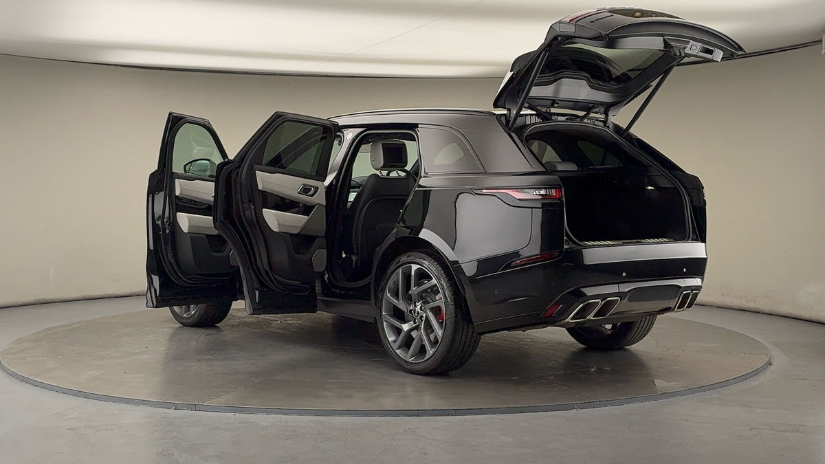 More views of Land Rover Range Rover Velar