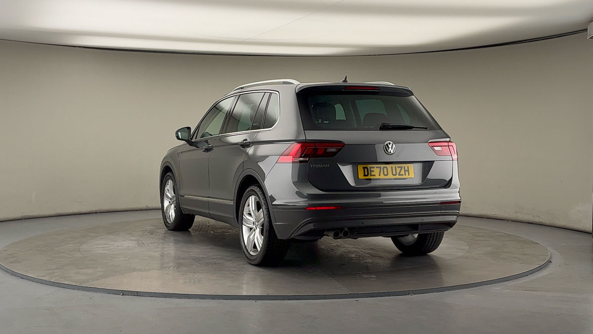 More views of Volkswagen Tiguan
