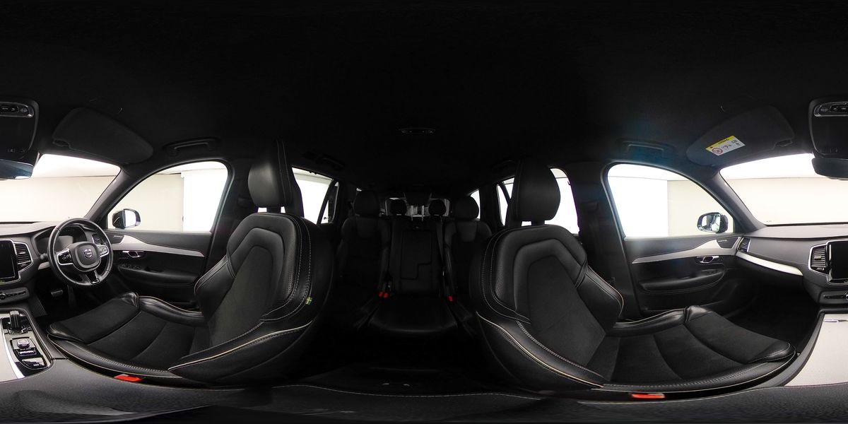 More views of Volvo XC90