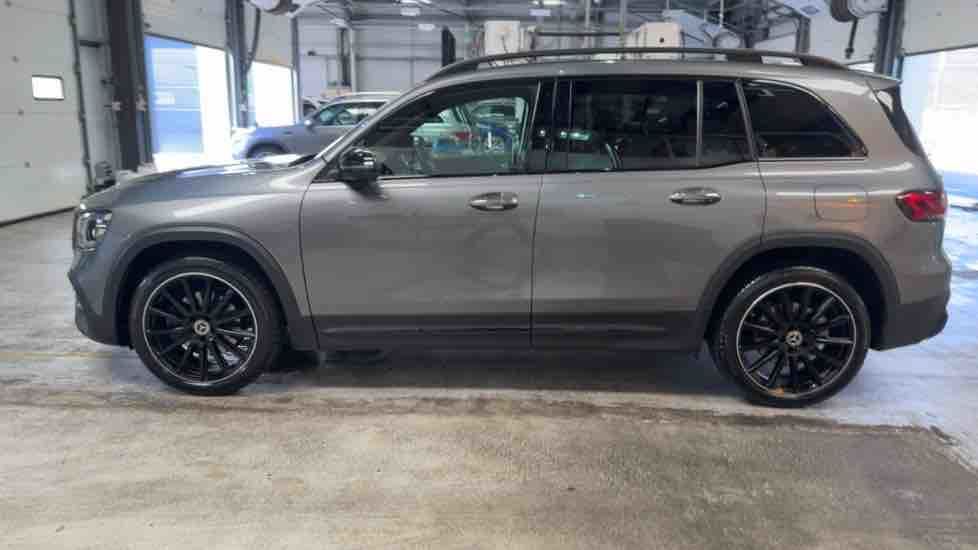 More views of Mercedes-Benz GLB
