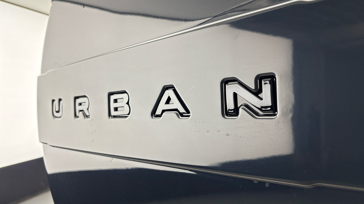 Land Rover Defender 110 Urban Image 26