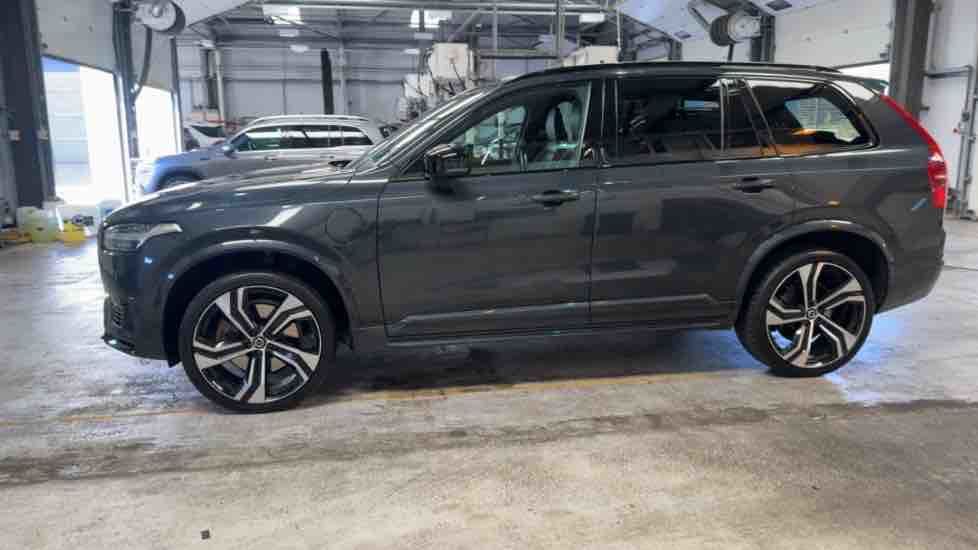 More views of Volvo XC90