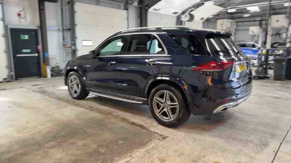 More views of Mercedes-Benz GLE