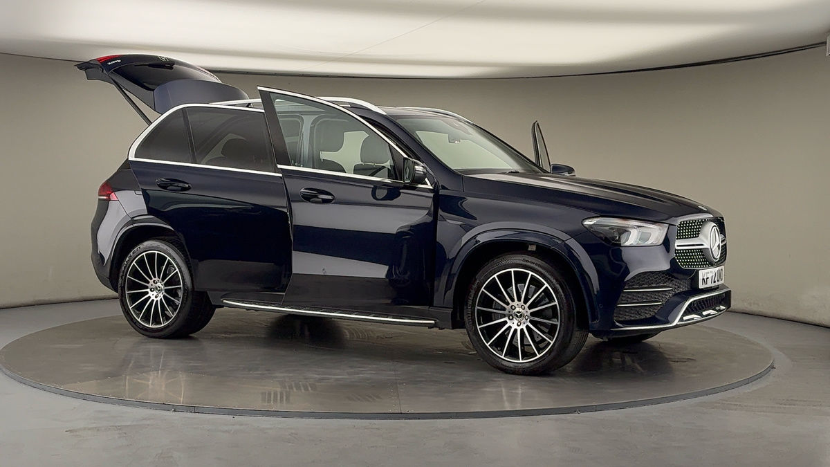 More views of Mercedes-Benz GLE