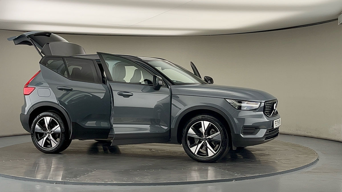 More views of Volvo XC40