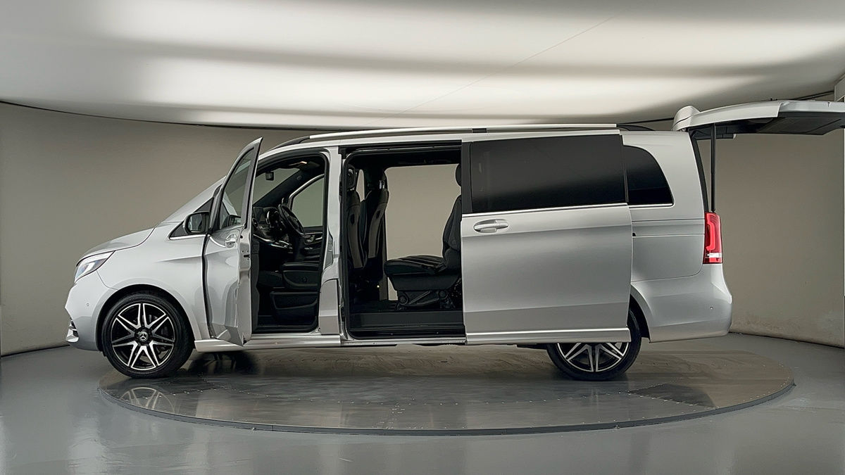 More views of Mercedes-Benz V Class