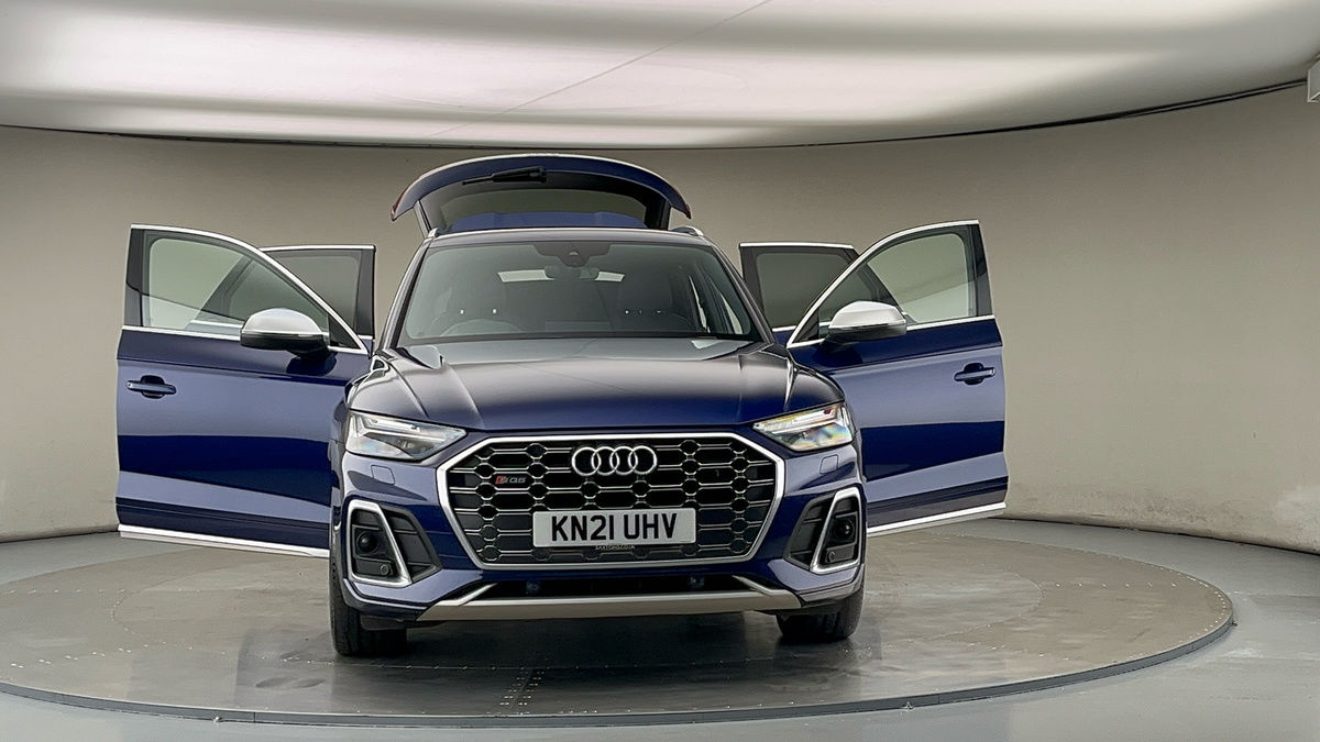 More views of Audi SQ5