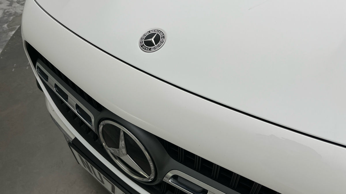 Mercedes-Benz GLA Image 24