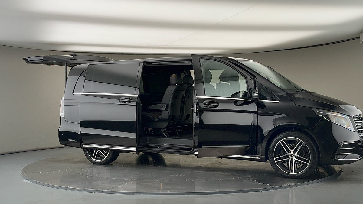 More views of Mercedes-Benz V Class